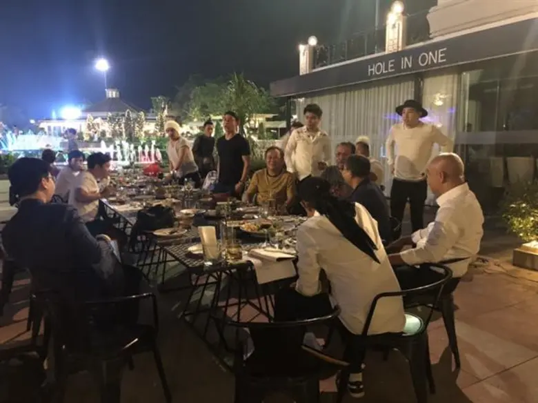 “ถั่วแระ” ปลื้ม ครอบครัว“เชิญยิ้ม” รักเหนียวแน่นทำเซอร์ไพรสซ์วันเกิด ครบ 66 ปี