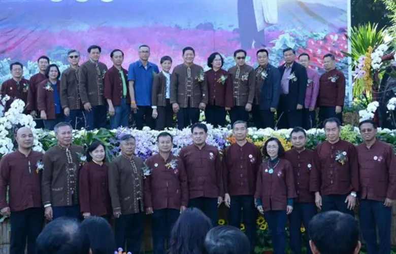 นายลักษณ์ วจนานวัช รัฐมนตรีช่วยว่าการกระท...