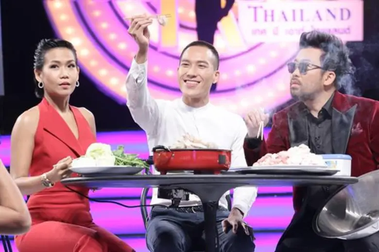 รายการเดตติ้งเกมโชว์กระแสแรง "Take Me Out Thailand"...