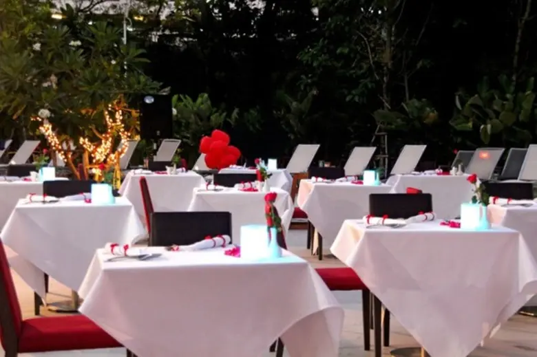 ร่วมฉลองเทศกาลวันแห่งความรัก ท่ามกลางบรรย...