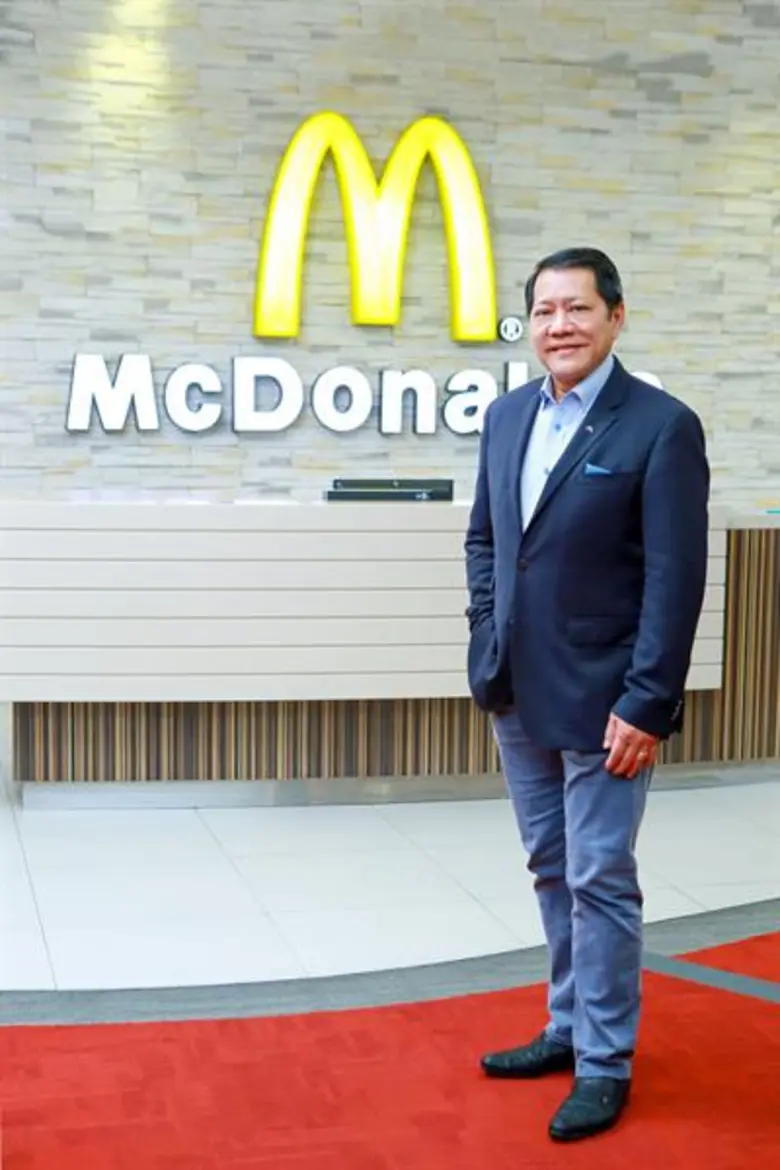 มร. เฮสเตอร์ ชิว ซีอีโอแมคไทย ชวนวิ่งทำบุ...