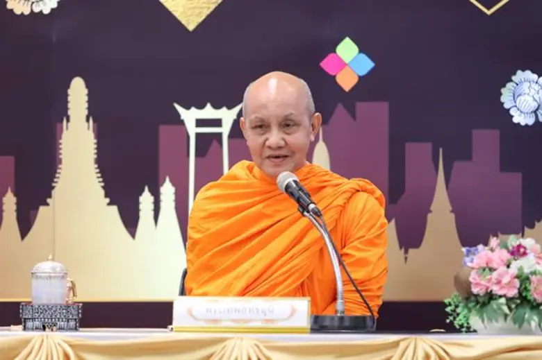 "วันเวลาคือเข็มนาฬิกา มีหน้าที่หมุนไปอย่า...