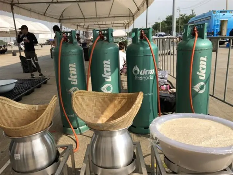 PTTOR ส่ง ก๊าซ หุงต้ม ปตท. สนับสนุน กิจกรรมการทำข้าวเหนียวมะม่วงที่ใหญ่ที่สุดในโลกประจำปี 2562 ในงาน We Care About You
