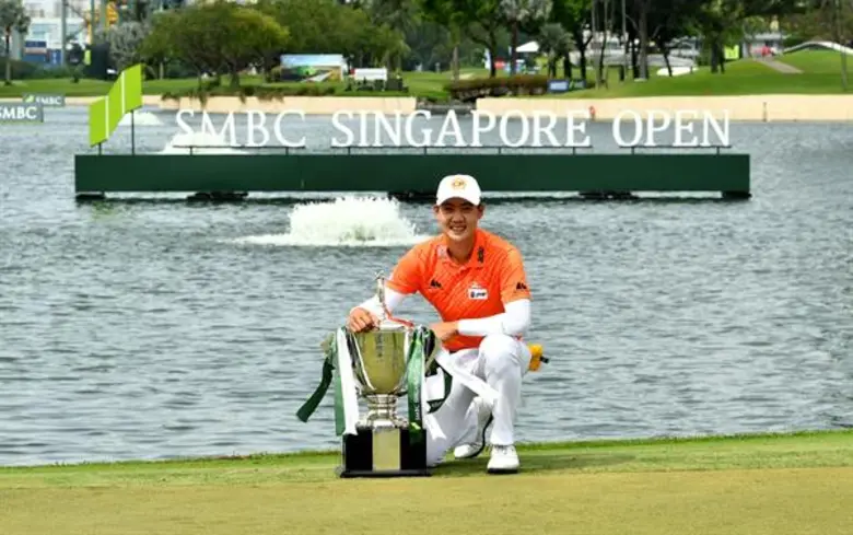 “โปรแจ๊ส” ผงาดแชมป์เอสเอ็มบีซี สิงคโปร์ โอเพน ควง”พรหม”ไปเล่นดิ โอเพน