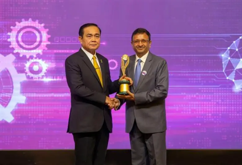 มร.ราจีฟ มังกัล กรรมการผู้จัดการใหญ่ บริษ...