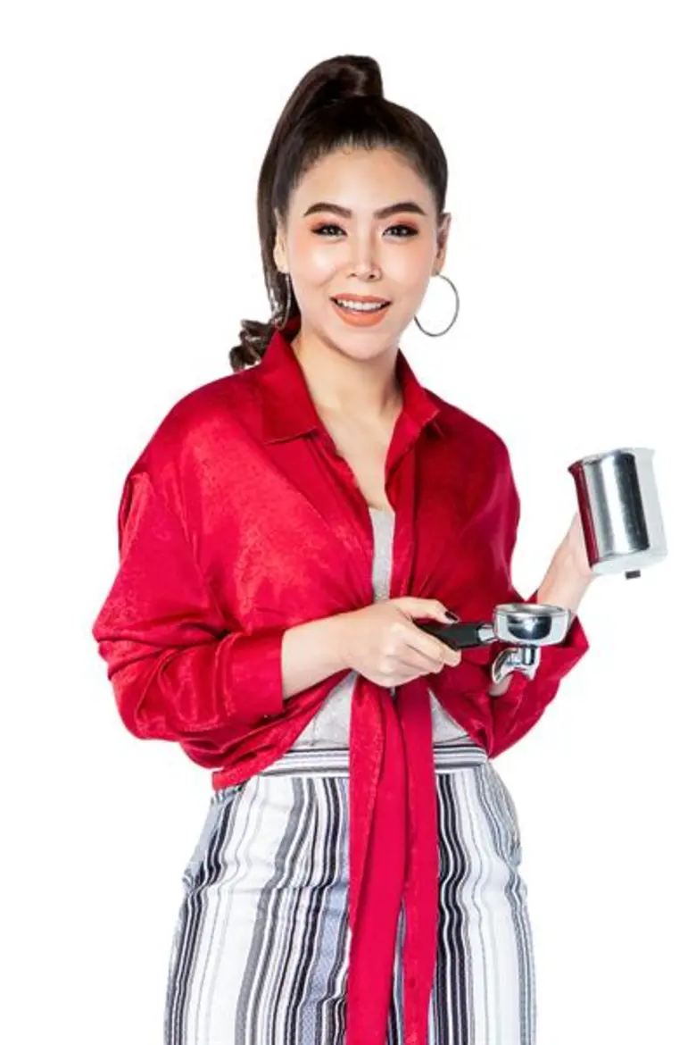 เป็นอีกหนึ่งนักร้อง นักแสดงที่มากความสามา...