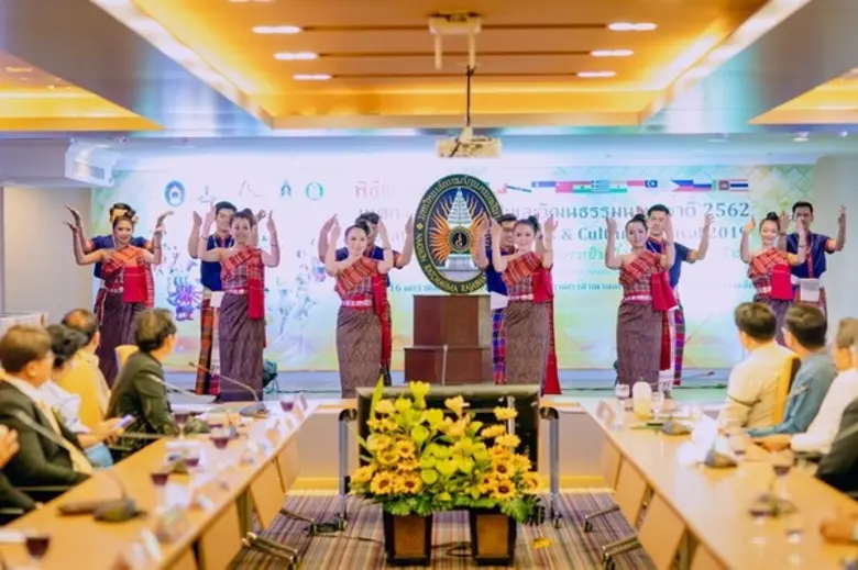 สำนักศิลปะและวัฒนธรรม มหาวิทยาลัยราชภัฏนค...