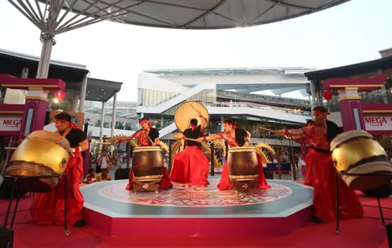 เมกาบางนา ลั่นกลองฉลองตรุษจีนมหามงคลในงาน “เมกา วันเดอร์ฟูล ไชนีส 2019” ตระการตากับโชว์ประชันของ 3 คณะเชิดมังกรระดับตำนานของไทยระหว่างวันที่ 3 - 5 กุมภาพันธ์ 2562 ณ ชั้น 1 ศูนย์การค้าเมกาบางนา
