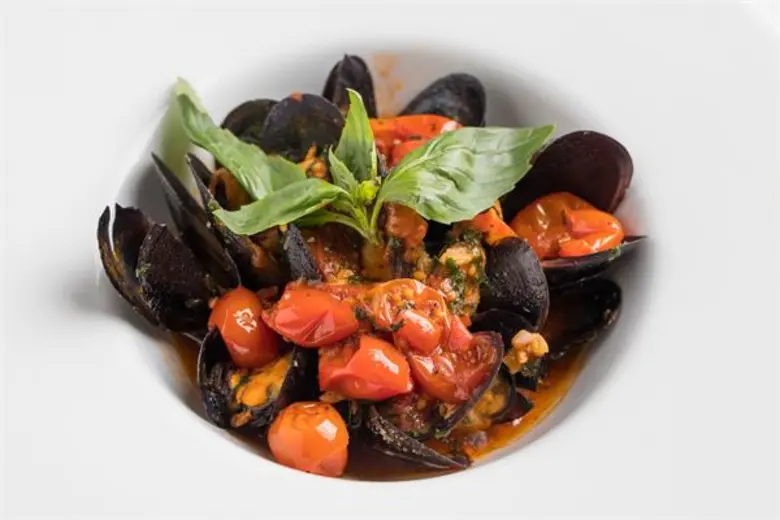 ห้องอาหารนัมเบอร์ 43 อิตาเลียน บิสโทร โรง...