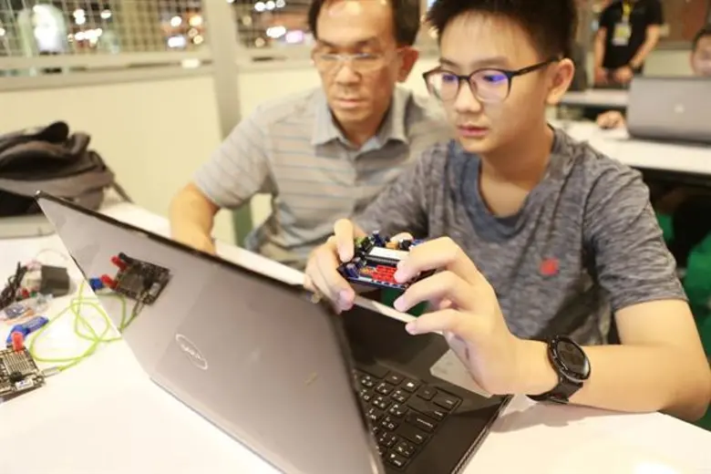 เมกเกอร์ตบเท้าโชว์ผลงานสิ่งประดิษฐ์สุดสร้างสรรค์ในงาน 'Maker Faire Bangkok 2019’ มหกรรมแสดงสิ่งประดิษฐ์ที่ใหญ่ที่สุดในเอเชียตะวันออกเฉียงใต้ขับเคลื่อนประเทศไทยสู่การเป็นเมกเกอร์เนชั่น