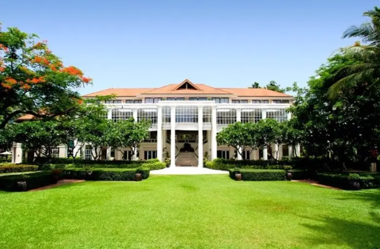 โรงแรมและรีสอร์ทในเครือเซ็นทารา เครือโรงแ...