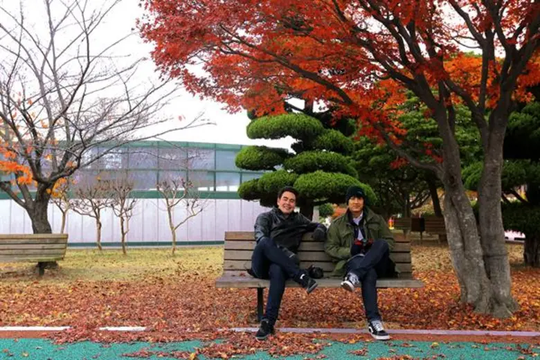 ทีวีไกด์: รายการ "สมุดโคจร On The Way" "เซย์ไฮ!! ชอลลานัมโด" บันทึกลับข้ามขอบฟ้า ล่าภารกิจกับ 2 หนุ่มโอปป้า