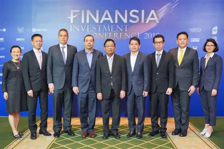 นายวราห์ สุจริตกุล รองประธานกรรมการ บริษั...