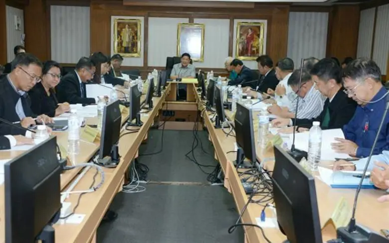 นายลักษณ์ วจนานวัช รัฐมนตรีช่วยว่าการกระท...