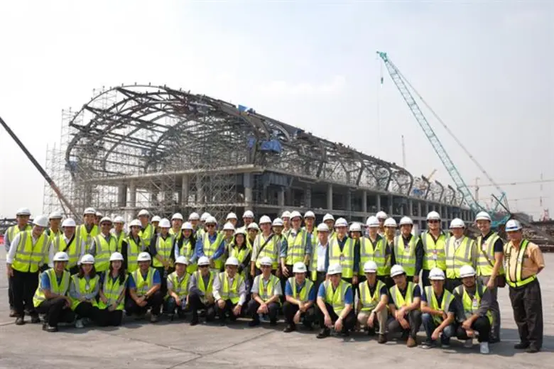 นายพงษ์ศักดิ์ แห่ล้อม ผู้จัดการฝ่ายการตลา...