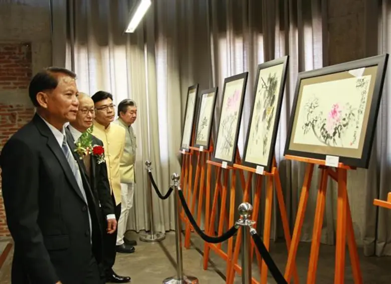 กระทรวงวัฒนธรรม ร่วมกับ สำนักงานศิลปวัฒนธรรมร่วมสมัย และบริษัท แรอาร์ต จำกัด จัดงานแสดงภาพเขียนศิลปินระดับโลก จากภาพฝีแปรงชั้นครูได้รับการยอมรับในระดับนานาชาติ