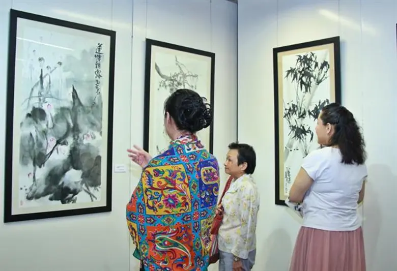 กระทรวงวัฒนธรรม ร่วมกับ สำนักงานศิลปวัฒนธรรมร่วมสมัย และบริษัท แรอาร์ต จำกัด จัดงานแสดงภาพเขียนศิลปินระดับโลก จากภาพฝีแปรงชั้นครูได้รับการยอมรับในระดับนานาชาติ