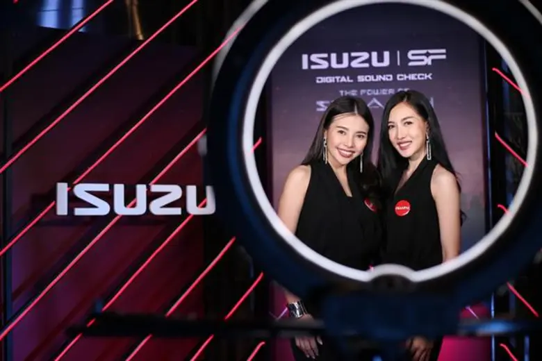 กลุ่มตรีเพชร โดยคุณปนัดดา เจณณวาสิน กรรมก...