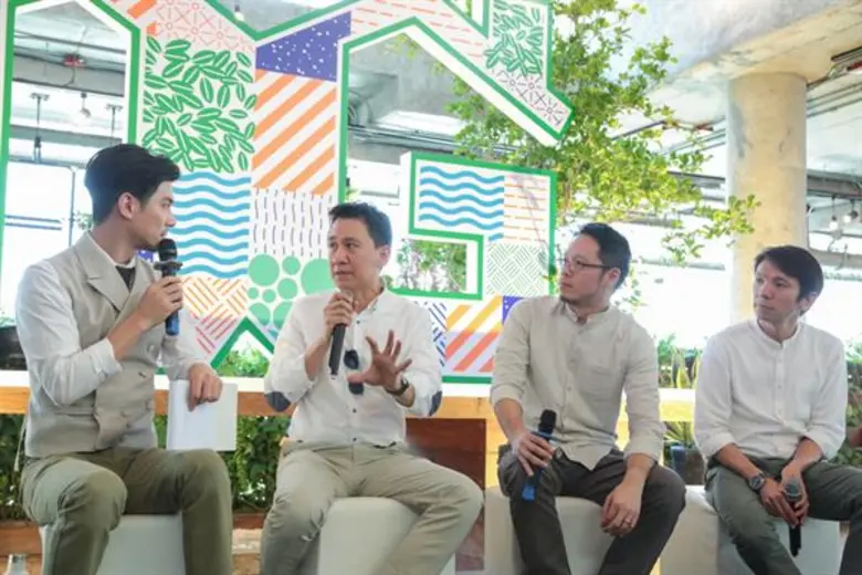 สมาคมสถาปนิกสยามฯ จัดงานสถาปนิก’62 ภายใต้แนวคิด  “กรีน อยู่ ดี : Living Green” ดันสถาปนิกและธุรกิจก่อสร้าง ใช้แนวคิดการออกแบบอย่างยั่งยืนฝ่าวิกฤติสิ่งแวดล้อม ชูไทยเป็นผู้นำการสร้างสรรค์สถาปัตยกรรมสีเขียวแห่งอาเซียน