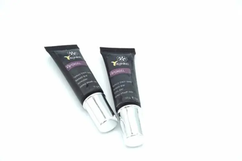 ผลิตภัณฑ์เจลลดรอยแผลเป็นจากน้ำดีปลาช่อน