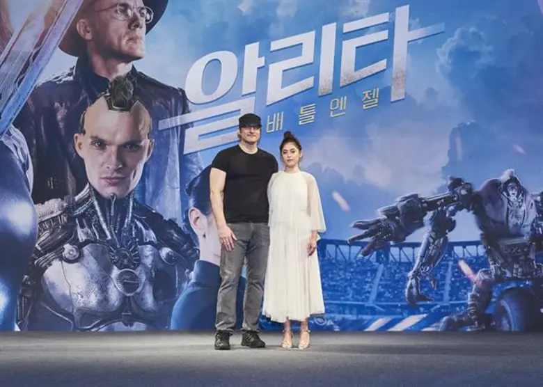 เดินสายโปรโมทกันถึงกรุงโซลเลยทีเดียว สำหร...