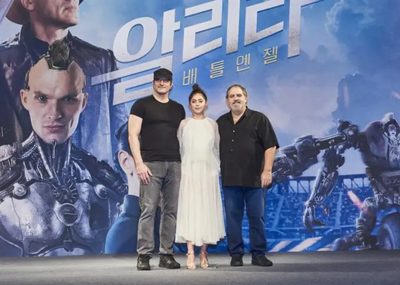 โรซา ซาลาซาร์ พร้อม โรเบิร์ต โรดริเกซ และจอน แลนเดา บุกกรุงโซล! ร่วมงานพรีเมียร์เปิดตัวภาพยนตร์เรื่อง "Alita: Battle Angel"