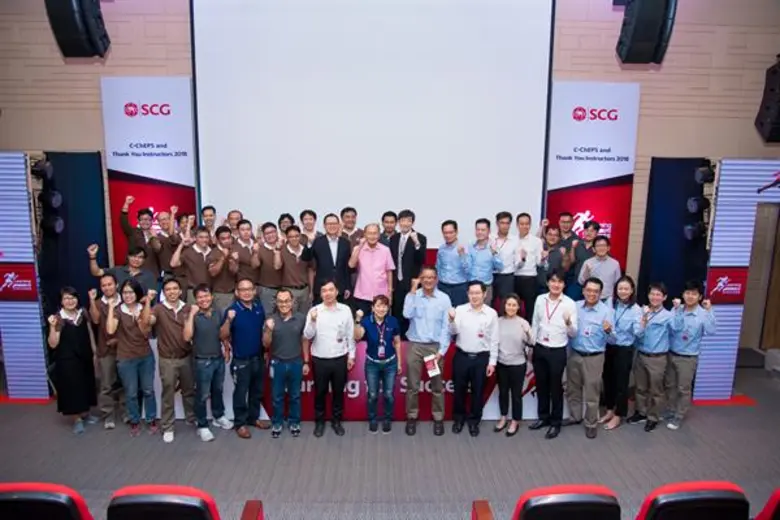 Chemicals Business, SCG, in collaboration with Suksaphat Foundation and University of Technology Thonburi Hold Certificate Awarding Ceremony to Graduates of C-ChEPS Class 20