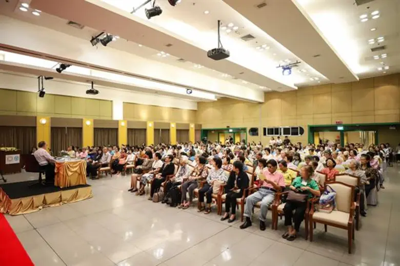 นพ.วัฒนา สุพรหมจักร กับคำตอบทำไม”พระพุทธเจ้า”เน้นปัจจุบัน