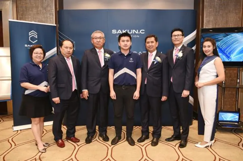 นายวีรพลน์ เตชะผาสุขสันติ ประธานเจ้าหน้าท...