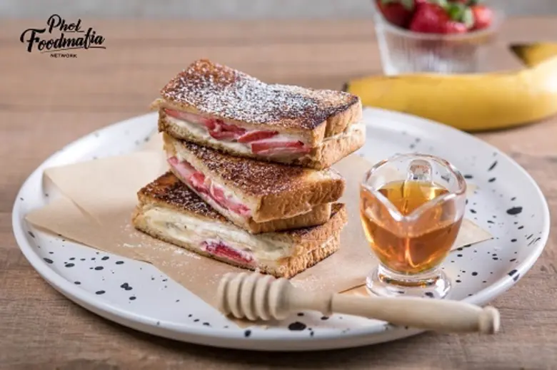 ทีวีไกด์: รายการ "พลพรรคนักปรุง" อร่อยล้ำเมนูฟิวชั่นสไตล์ 'เชฟยีนส์’	