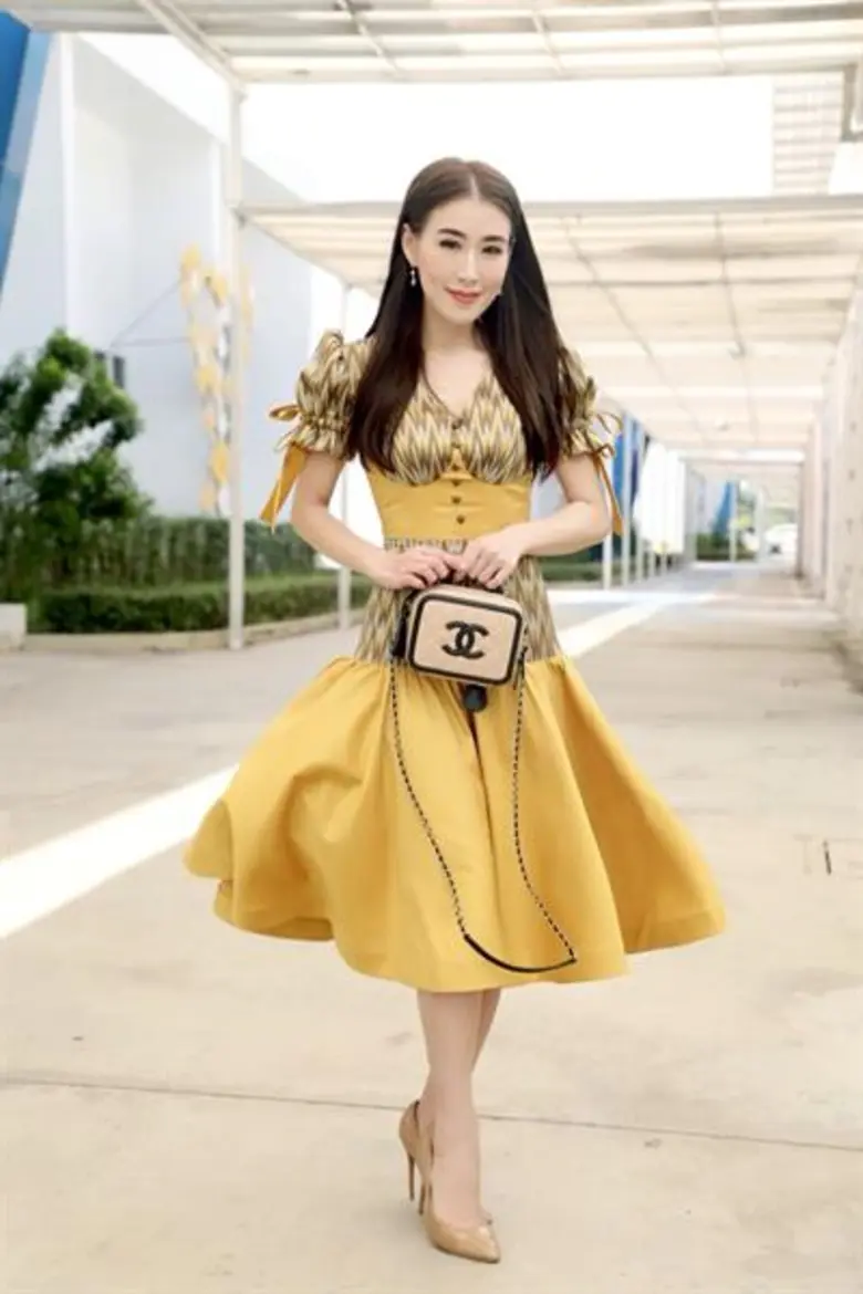 ถ้าจะส่องหาสาว "เวิร์กกิ้ง วูแมน" (Workin...