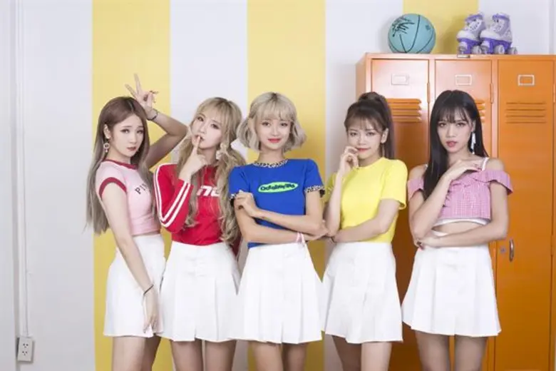 ROSE QUARTZ เกิร์ลกรุ๊ป 3 สัญชาติ กับผลงานซิงเกิ้ลที่ 3 เพลง 3, 2, 1! (Three Two One) พร้อมมอบความสดใส และ จัดเต็มไปด้วยพลังบวก