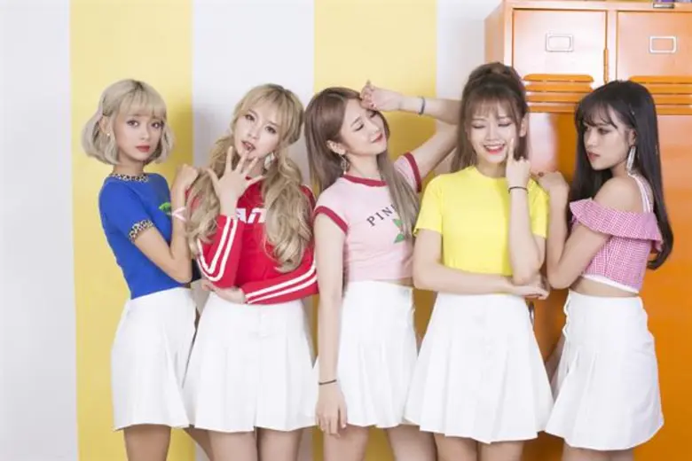 ROSE QUARTZ เกิร์ลกรุ๊ป 3 สัญชาติ กับผลงานซิงเกิ้ลที่ 3 เพลง 3, 2, 1! (Three Two One) พร้อมมอบความสดใส และ จัดเต็มไปด้วยพลังบวก