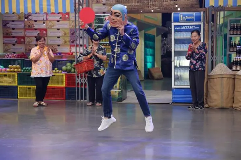 ซินเจียยู่อี่ ซินนี้ฮวดใช้ เปิดตลาดรับตรุ...