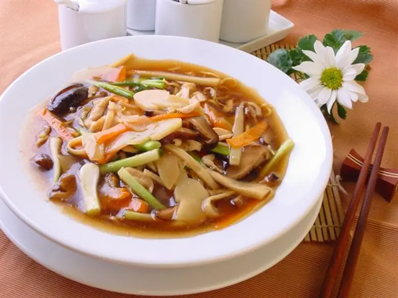 ฉลองเทศกาลตรุษจีน กับ บุฟเฟ่ต์อาหารจีนระดับฮ่องเต้ ณ ห้องอาหาร แทพเพสทรี โรงแรมคลาสสิค คามิโอ อยุธยา