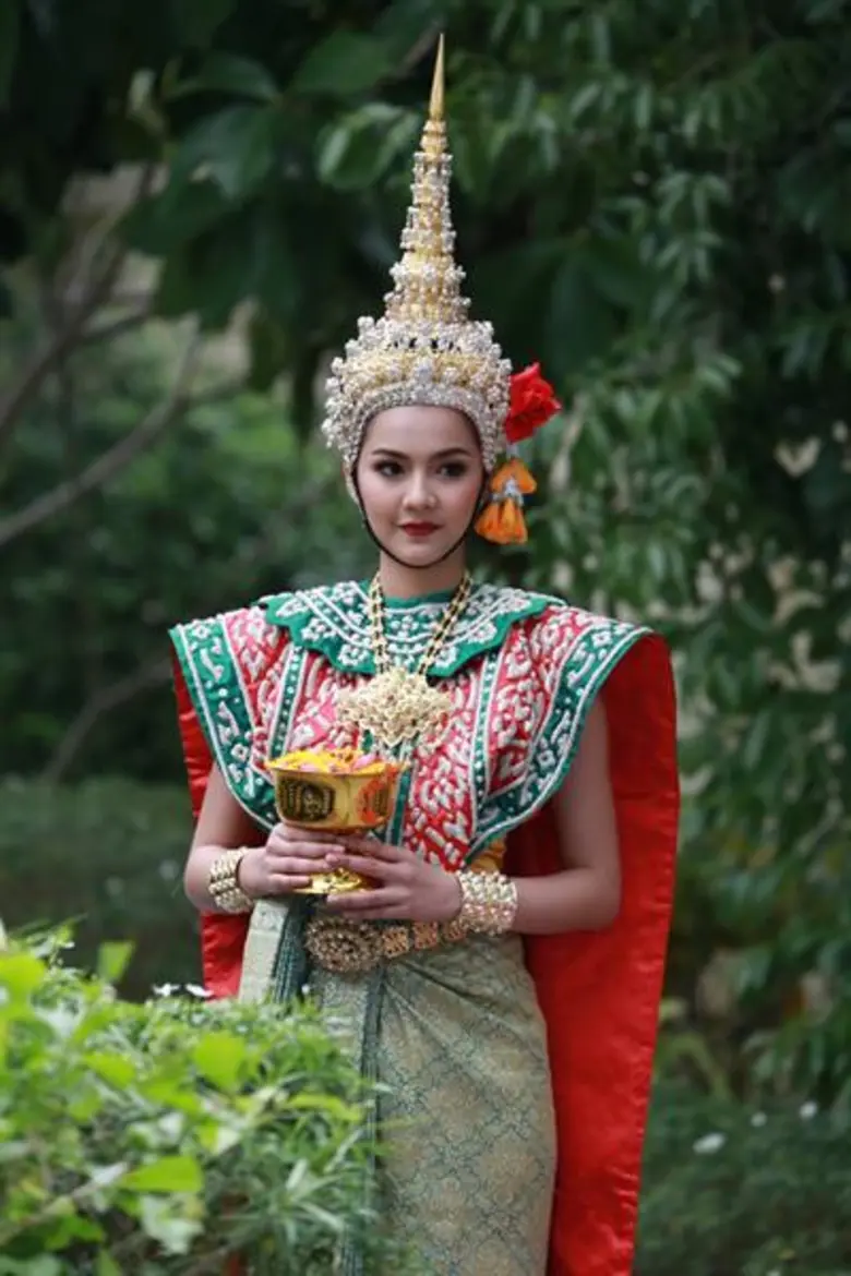 “แอมป์-พีพี” ประกบคู่อีกครั้ง ในละครดราม่ารสแซบ “สะใภ้นางรำ”  ขยายเวลาความสนุกทุกเย็นวันจันทร์-เสาร์ เริ่ม 2 ก.พ.นี้