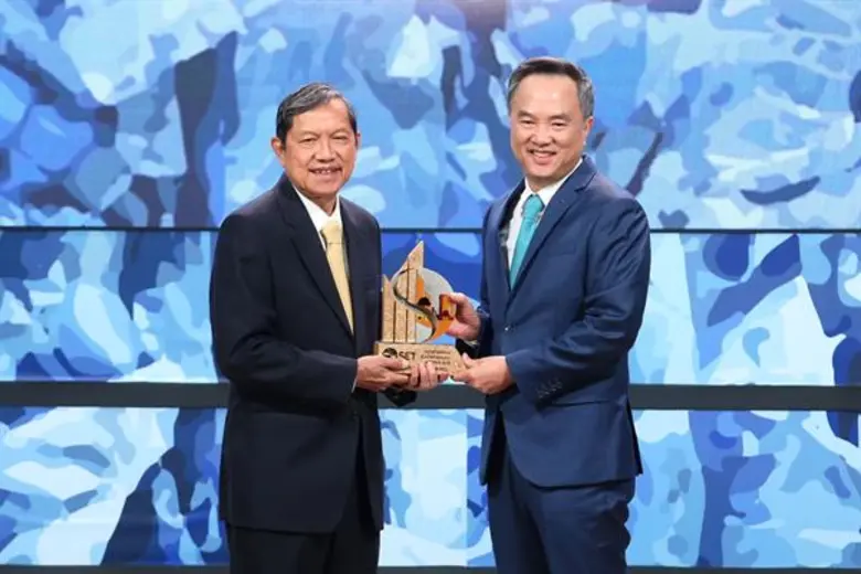 “คุณวุฒิ ธรรมพรหมกุล” เอ็มดี ธุรกิจค้าปลีกเรื่องบ้านอันดับหนึ่ง โชว์ศักยภาพรับปี 62 พา “โฮมโปร” โตอย่างยั่งยืน ด้วยปณิธาน “ปรับตัว เปลี่ยนแปลง แข็งขัน” รองรับ Disruption