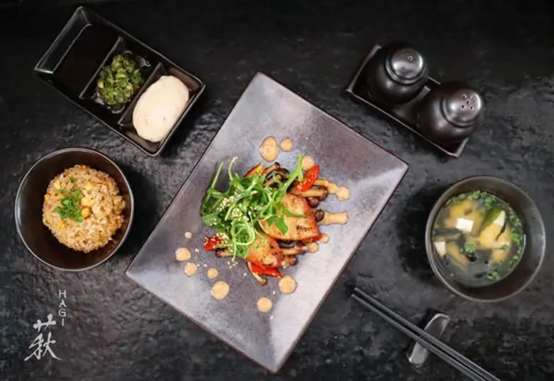 ลิ้มรส 'ยากิโมโนะ’ สไตล์ญี่ปุ่นดั้งเดิม พร้อมเสิร์ฟ ณ ห้องอาหารฮากิโรงแรมเซ็นทาราแกรนด์บีชรีสอร์ทและวิลลา หัวหิน