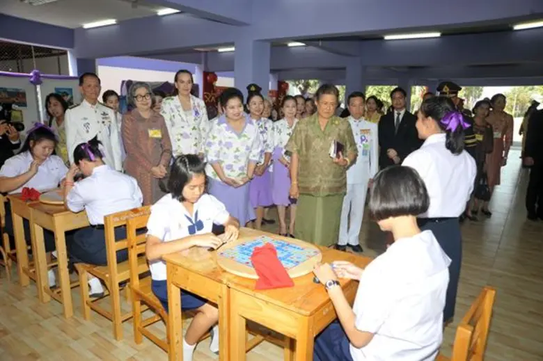 สมเด็จพระเทพรัตนราชสุดาฯ สยามบรมราชกุมารี เสด็จฯ เปิดอาคารโรงเรียนเฉลิมพระเกียรติ ๔๘ เฉลิมพระเกียรติฯ จ.ลำพูน
