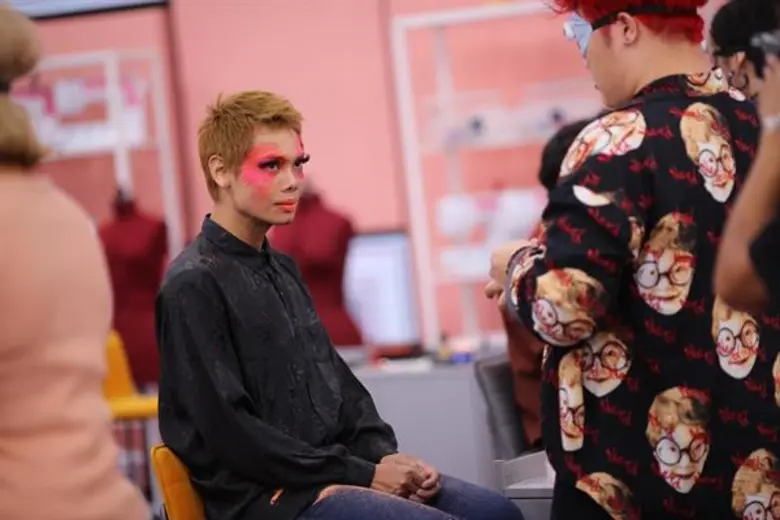 ตัวแม่ต้องมา! แหม่ม สุริวิภา ควงบ๊อบบี้ ร่วมตัดสินรันเวย์ ควีนคนไหนจะรับบท Drag Mother ดูแลลูกๆ ให้ปังสุด !