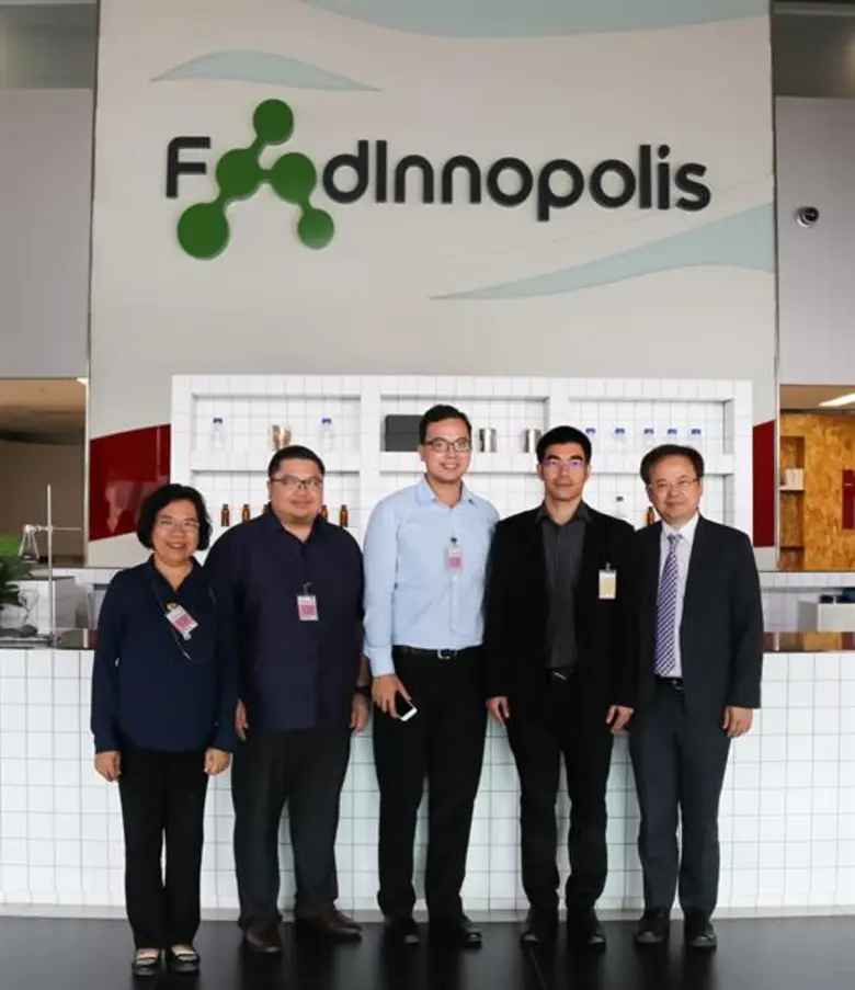 ฟิลิปปินส์บุกเมืองนวัตกรรมอาหาร ทึ่งเครือข่ายแน่นปึกอนาคตสดใส ปักหมุดร่วมวิจัยเน้นอาหารฟังก์ชั่น  และข้าว เตรียมบินร่วมมือเร็ว ๆ นี้ เลขา สวทน.ชี้ ไทยพร้อมเป็น เกตเวย์ จับคู่ธุรกิจสองแผ่นดิน