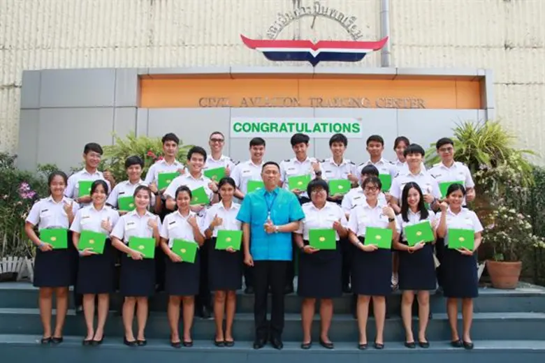 พลเรือตรี ปิยะ อาจมุงคุณ ผู้ว่าการสถาบันการบินพลเรื...