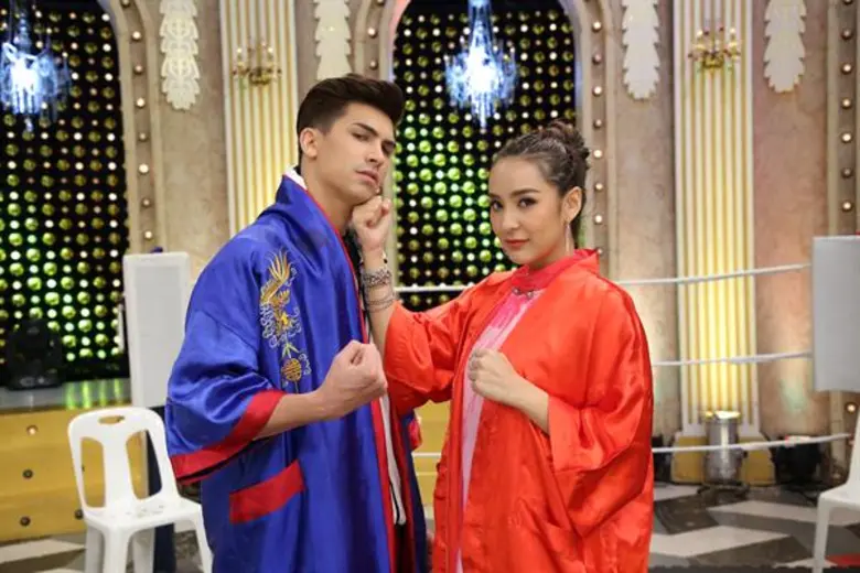 ทีวีไกด์: รายการ “3 แซบ” 'เจมส์ มาร์’ พาทัวร์เยาวราชรับตรุษจีน 'ชิปปี้ - อองตวน’ หวาน!!! ใน '3 แซบ’