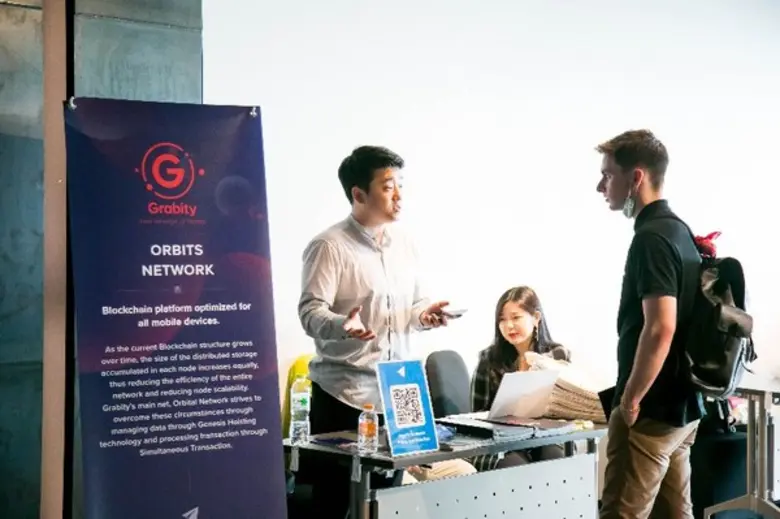 หลายๆท่านอาจคุ้นชินกับคำว่า "แอพลิเคชั่น"...