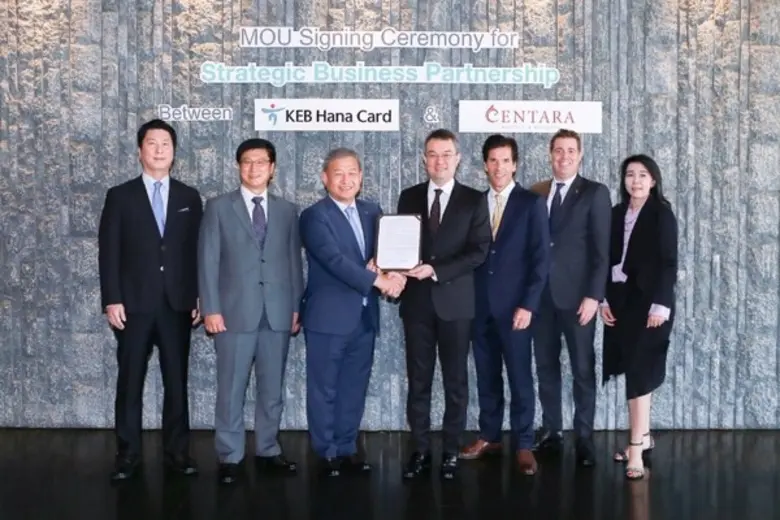 ธีระยุทธ จิราธิวัฒน์ ประธานเจ้าหน้าที่บริ...