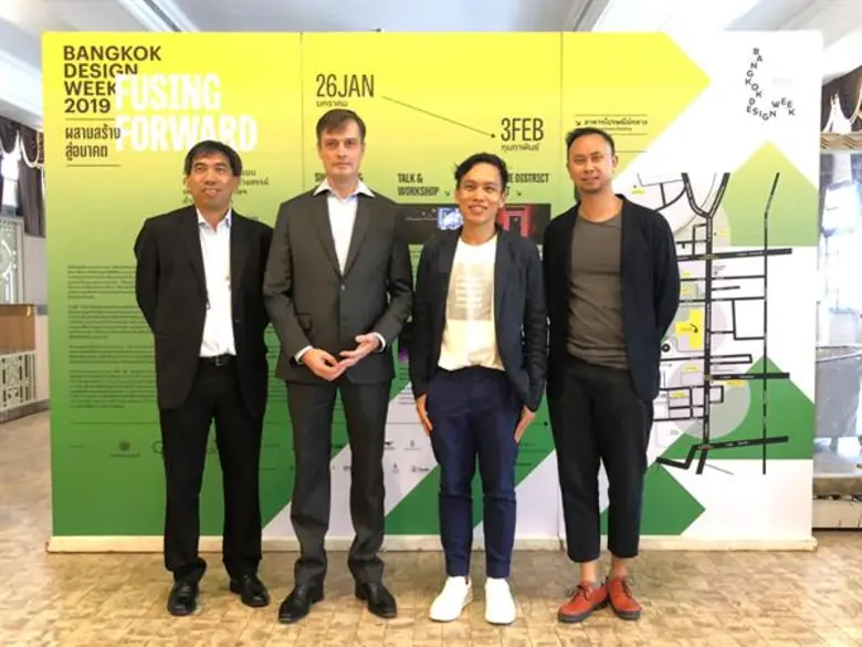 SCG partners up with the Netherlands Embassy and Shma to showcase the “Innovative Floating Park,” a floating solar farm that adds green spaces and generate clean power, in Bangkok Design Week 2019