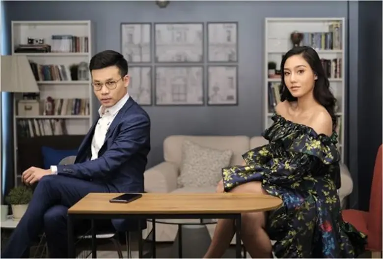 ทีวีไกด์: รายการ “Loukgolf’s English Room” แขกรับเชิญ นิโคลีน - พิชาภา ลิมศนุกาญจน์ ออกอากาศ วันอาทิตย์ที่ 3 กุมภาพันธ์นี้ เวลา 13.00 น.