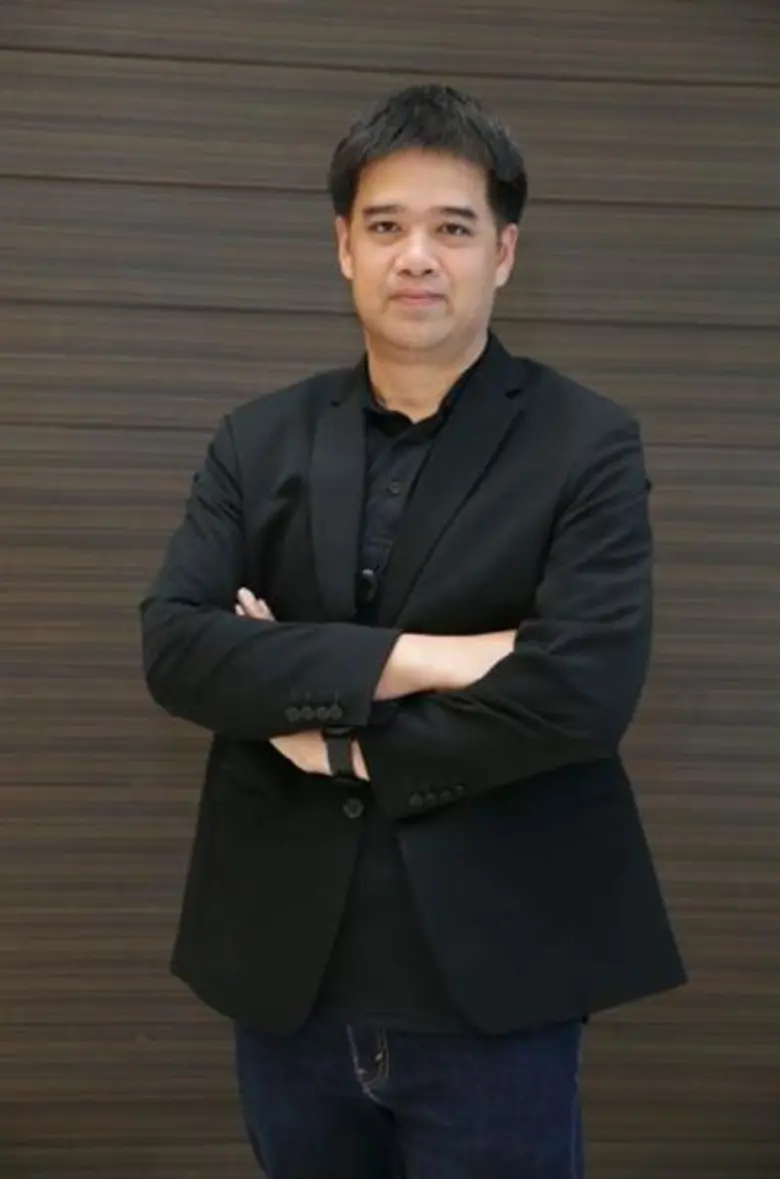 ได้ยินข่าวแว่วๆว่าซีอีโอ DTAC "อเล็กซานดร...