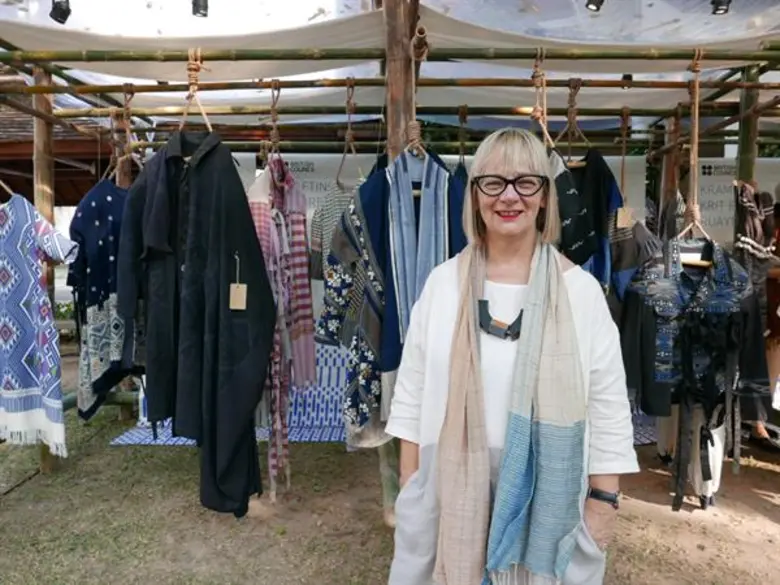 บริติช เคานซิล ผุดโครงการ “Crafting Futures” สนับสนุนงานคราฟต์ทั่วโลก ดึงเสน่ห์ “ผ้าทอไทลื้อ” ความท้าทายภูมิปัญญาหัตถกรรมในยุคโลกาภิวัฒน์