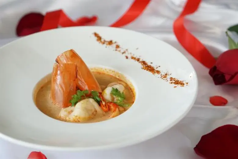 ร้านอาหารบลู เอเลเฟ่นท์ จัดเมนูสุดพิเศษเอ...